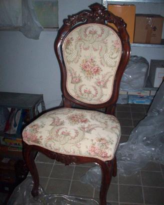 sedia legno in  tappezzeria