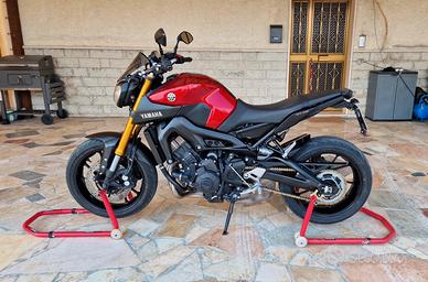 Yamaha mt09 2016