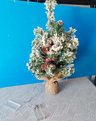 Alberello Natale con luci