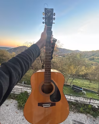 Chitarra  Acustica Yamaha F310 Folk