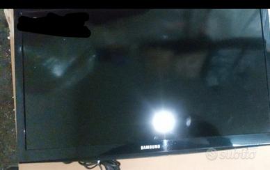 22 pollici TV Samsung 22 pollici Smart TV