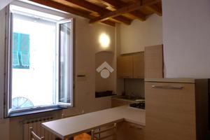 MONOLOCALE A CHIAVARI