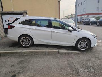 OPEL Astra 1.6 CDTi 110CV Start&Stop Sports Tour