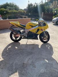 Suzuki gsx r 600
