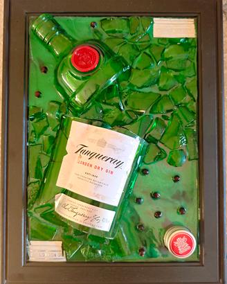 QUADRO CON BOTTIGLIA GIN, RESINA EPOSSIDICA E CORN