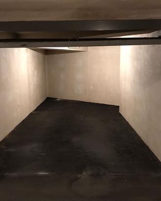 Garage in Via Gramsci 73/A - Gravina di Catania