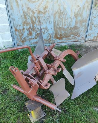 aratro trattore trattorino 