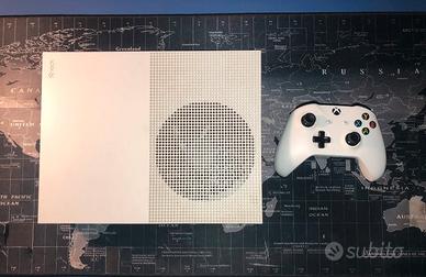 XBOX ONE S 500gb + controller + custom controller