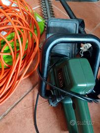 tagliasiepi black deker  elettrico