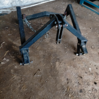 Sollevatore castello erpice