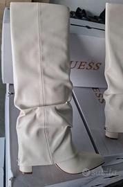 Stivali originali nuovi Guess super sconto