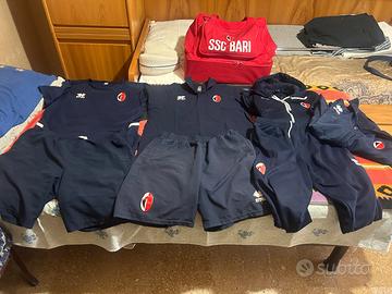 Abbigliamento completo Bari Calcio