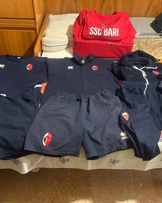 Abbigliamento completo Bari Calcio