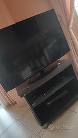 tavolino e TV 46"