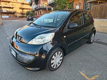 Peugeot 107 AUTOMATICA BENZINA NEOPATENTATI