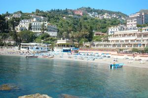 Vacanze al mare vicino Taormina