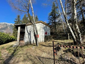 VILLA SINGOLA A FERRARA DI MONTE BALDO