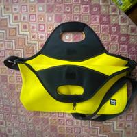 Porta Pc giallo