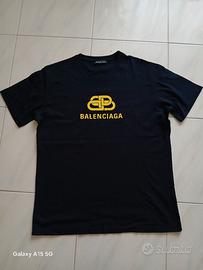 T-shirt Balenciaga 