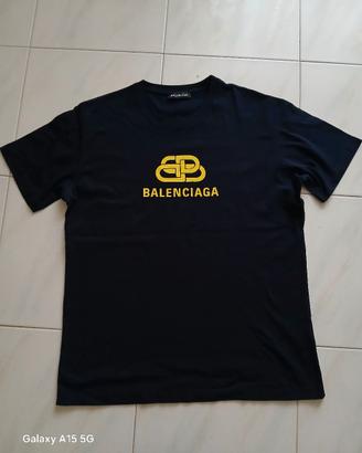 T-shirt Balenciaga 