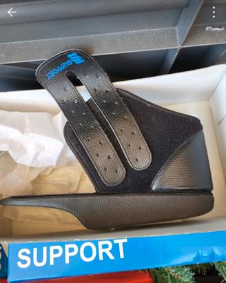 coppia di scarpe post-operatorie n41