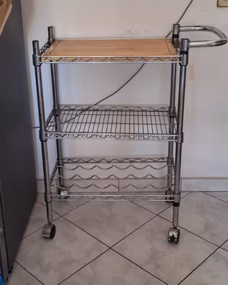 Carrello cucina cromato con tagliere/portabottigli