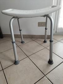 Sgabello anziani