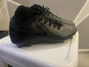 Scarpini calcio Nike nuovi