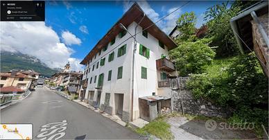 Porzione di fabbricato d'affaccio alle Dolomiti