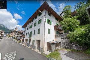 Porzione di fabbricato d'affaccio alle Dolomiti