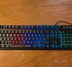 Tastiera gaming RGB