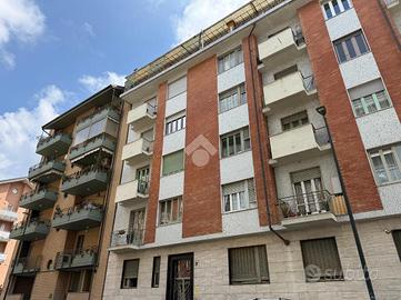 2 LOCALI A TORINO