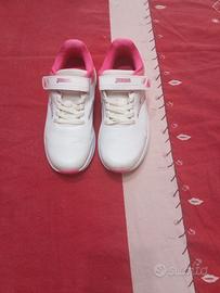 LOTTO 11 PAIA SCARPE BIMBA 28-35 / SINGOLE 12€ - C