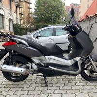 Yamaha X-Max 250 - 2006