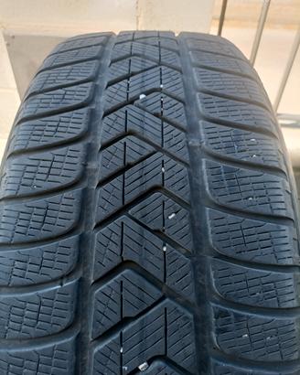 gomme invernali Pirelli scorpion Winter 