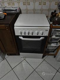 Cucina Beko 60 cm – Gas + Forno Elettrico –