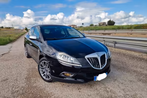 Lancia Delta 2.0 MJT DPF Platino