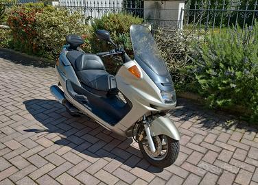Yamaha majesto dx