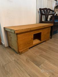 Cuccia in legno per piccoli animali