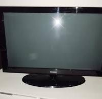 TELEVISORE   MARCA  SAMSUNG   FULL HD   42 poliici