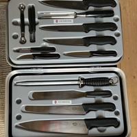Set di coltelli Victorinox mai usato