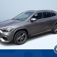 Mercedes-Benz GLA 250 E PLUG-IN HYBRID AUTOMA...