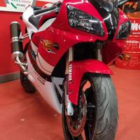 YAMAHA YZF R1 - ANNO