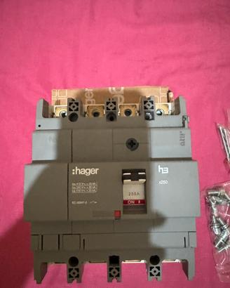 Hager Interruttore HHB251L x250 4P 250A 40kA