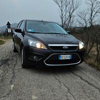Ford Focus 1.6 tdci     Leggere la descrizione 