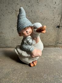 Simpatica ststuetta in gesso