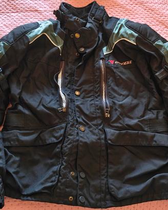 Giacca  e pantaloni moto Dainese