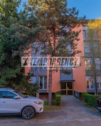 AMPIO 3 LOCALI CON DOPPI BALCONI E SPAZI BEN DISTR