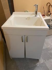 MOBILETTO LAVATOIO PER LAVANDERIA