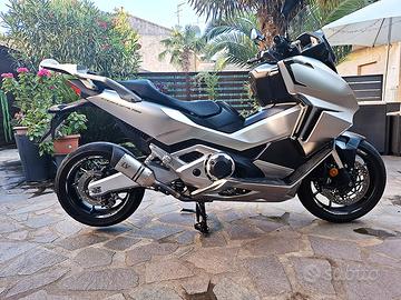 Honda Forza 750 - 2021